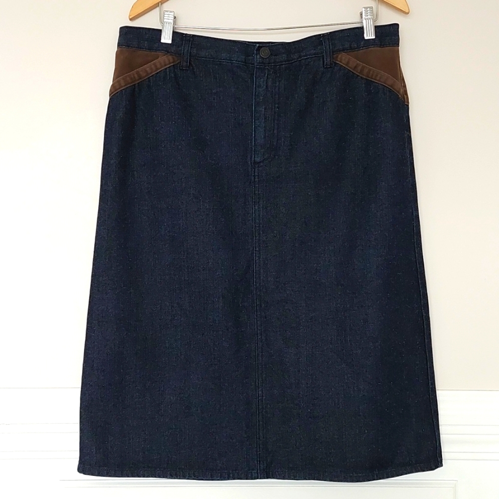 Modest Western Style GAP Dark Denim Skirt - Picture 1 of 6